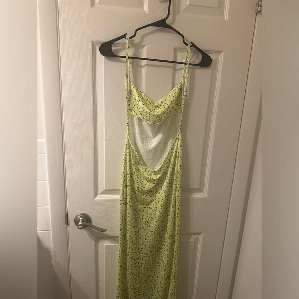 Dress - Picture 2 of 2